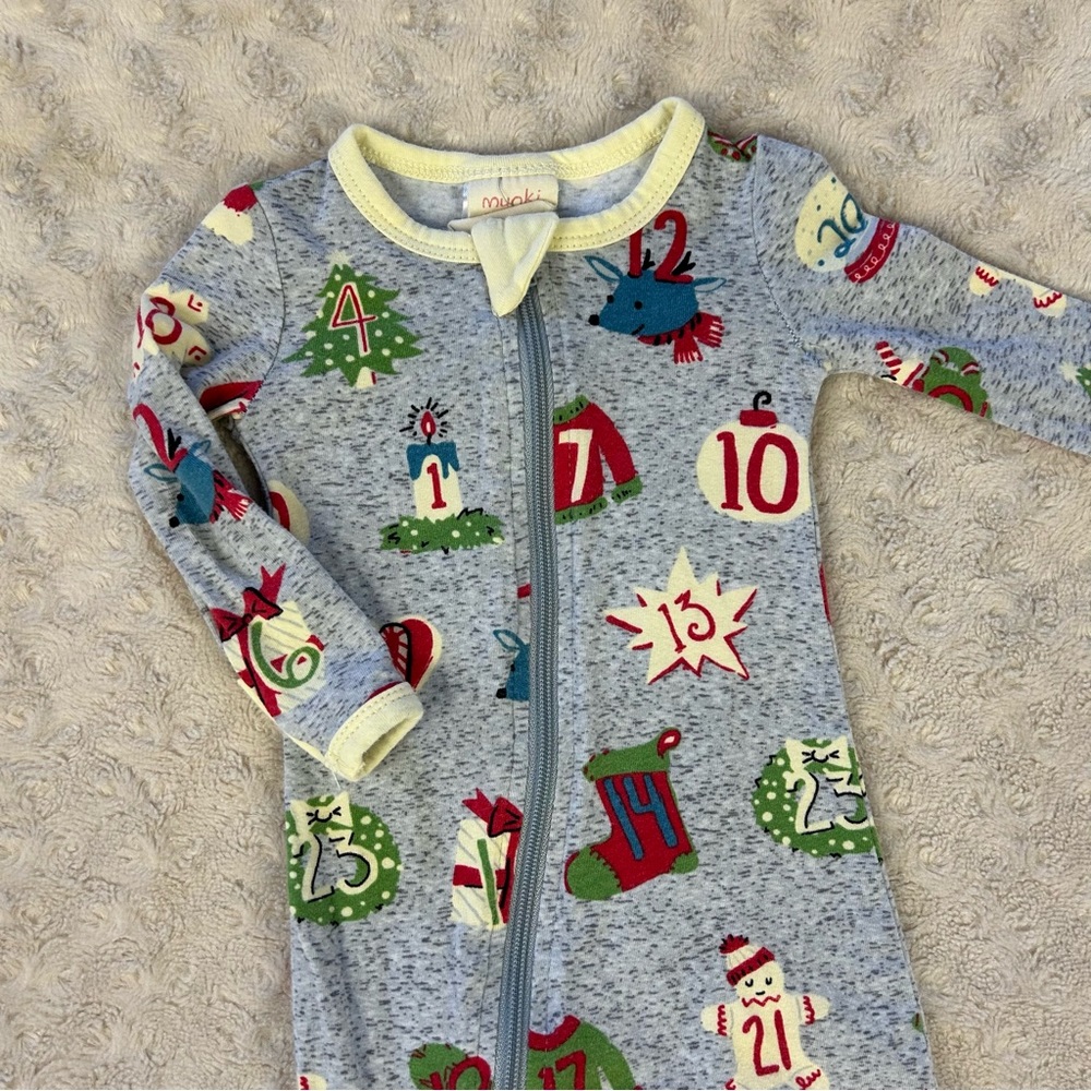 Munki Munki 12 Days of Christmas Sleeper Size 0-3 Months Gray Cream